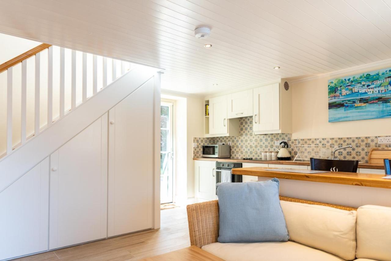 Ardnavaha House - Poolside Cottages 크로나킬티 외부 사진